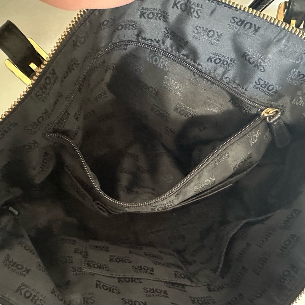 Michael Kors Black Pebbled Leather Jet Set Tote Bag with Dust Bag - Picture 7 of 9